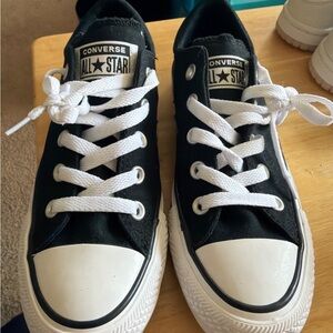 Converse Chuck Taylor All Star Low Black White Women 6 Men 4 NEW NWOB
